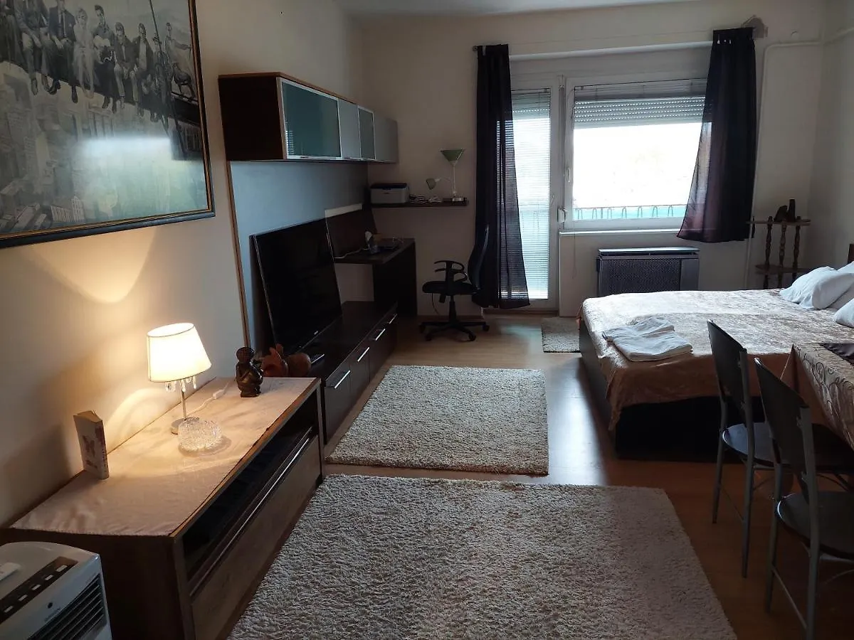 Mars Ter Apartman Szeged 0*,