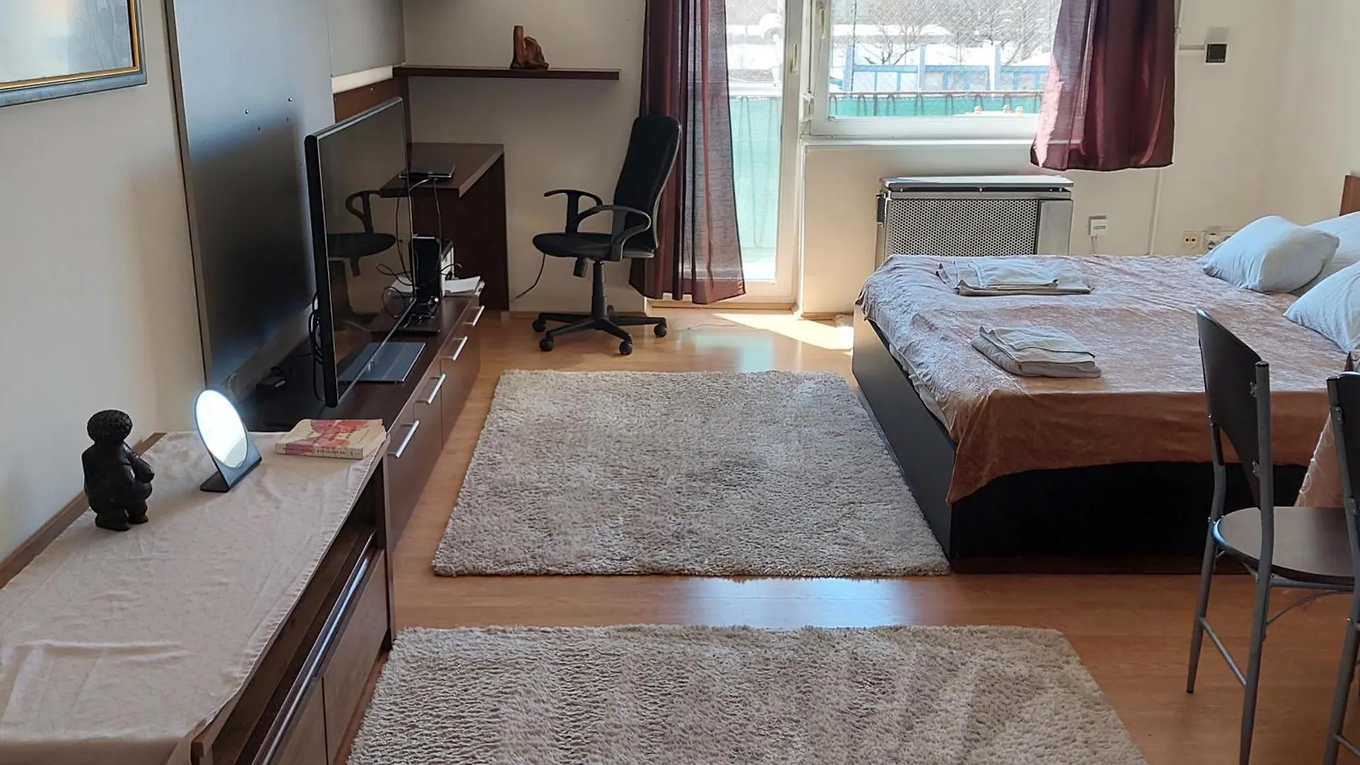 Mars Ter Apartman Szeged Apartment